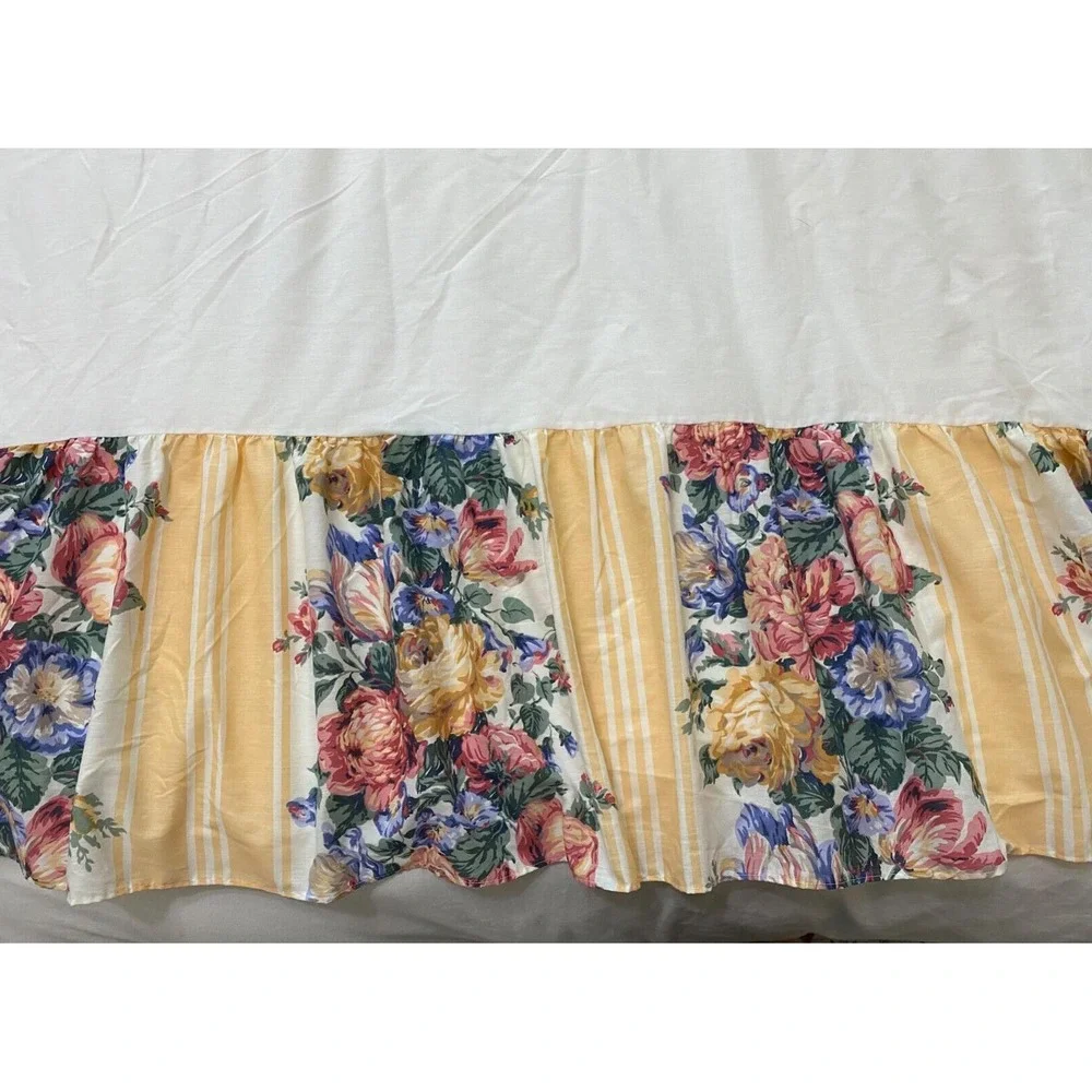 Vtg‎ Twin Bedskirt Floral Shabby Cottage Farmhouse Yellow Stripes Roses Peony